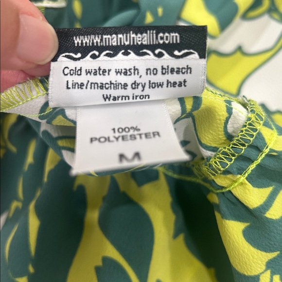 Manuhealii Green and Yellow girls size medium top - Picture 5 of 5